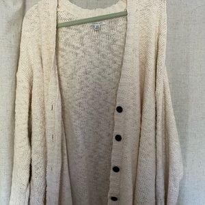 American Eagle cream cardigan